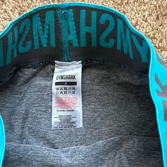 Small Gymshark Gray Leggings - Picture 2 of 3